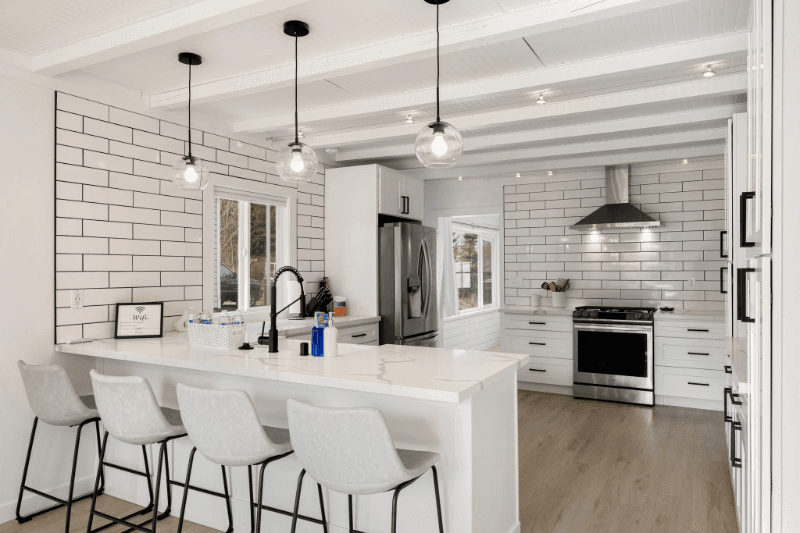 Tacoma House: 3413 N 8th St