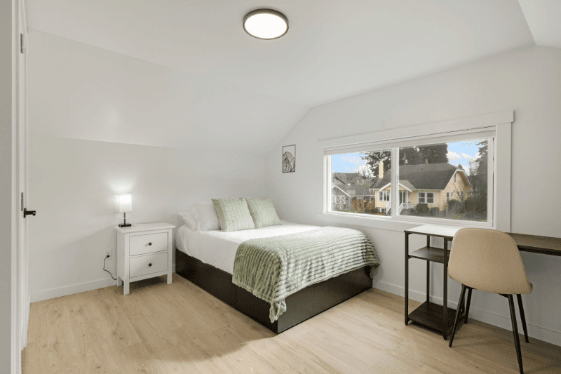 Tacoma House: 3413 N 8th St