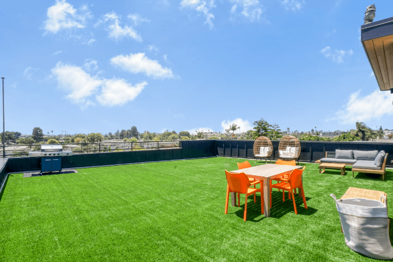 Culver City Single Room: 4800-4802 S. Slauson