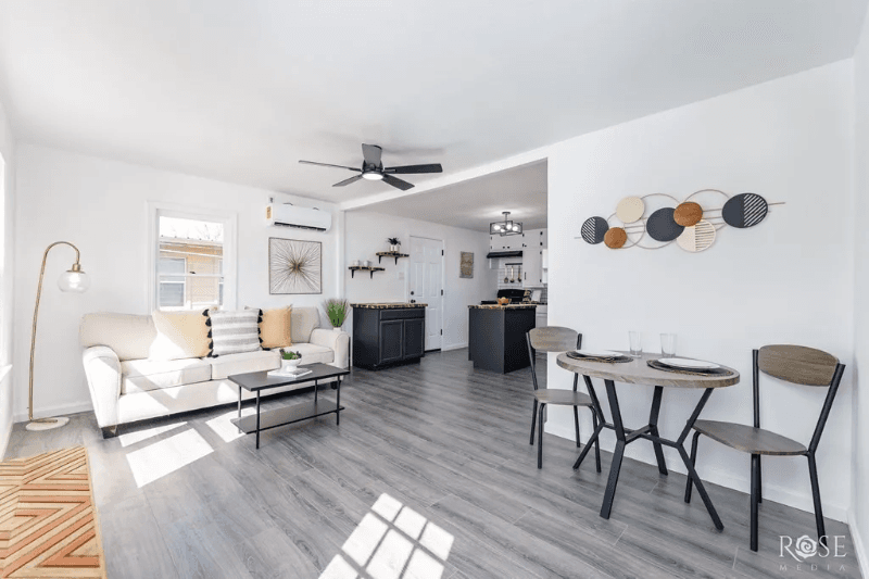 San Angelo House: 5326 Fruitland Farm Rd