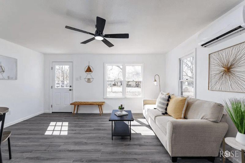 San Angelo House: 5326 Fruitland Farm Rd