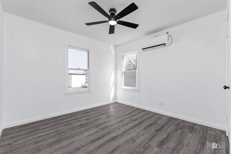 San Angelo House: 5326 Fruitland Farm Rd