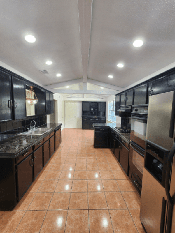 Dallas House: 3834 Kiest Valley Parkway