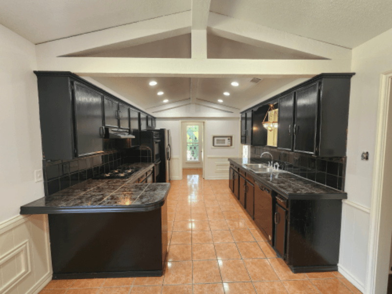 Dallas House: 3834 Kiest Valley Parkway