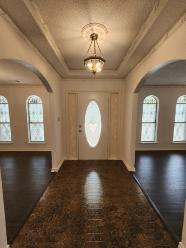 Dallas House: 3834 Kiest Valley Parkway