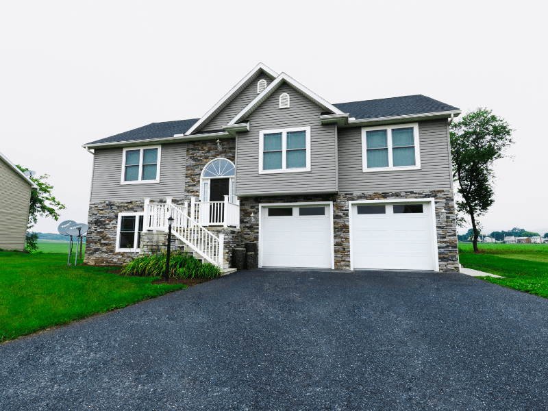 Shippensburg House: 15 Victoria Court
