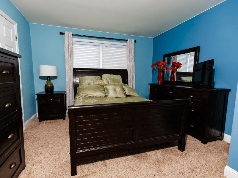 Shippensburg House: 15 Victoria Court