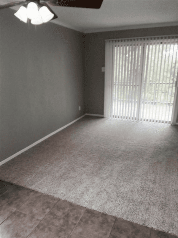 Longview Apartment: 2114 E Marshall Ave