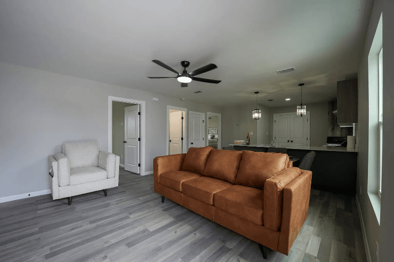 Weslaco Apartment: 819 Pleasant View Dr.