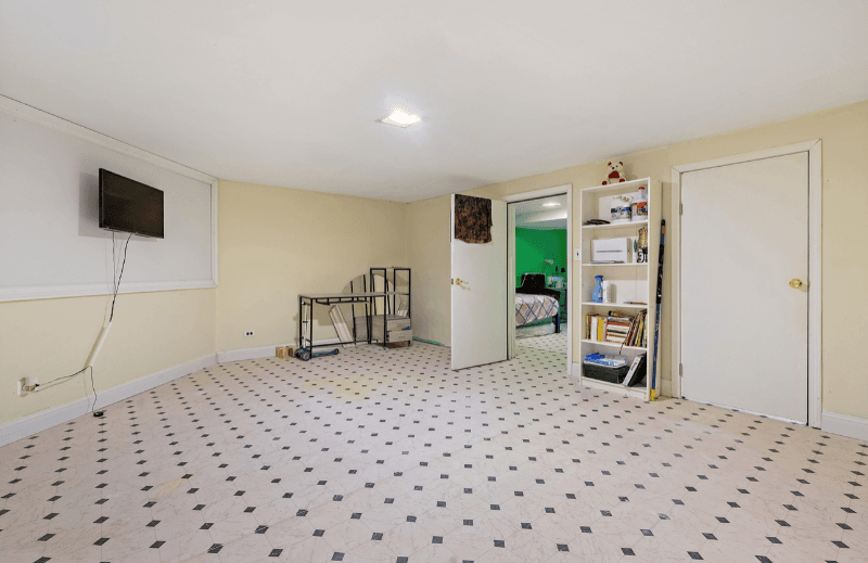 Glenview Townhome: 419 Glenshire Road