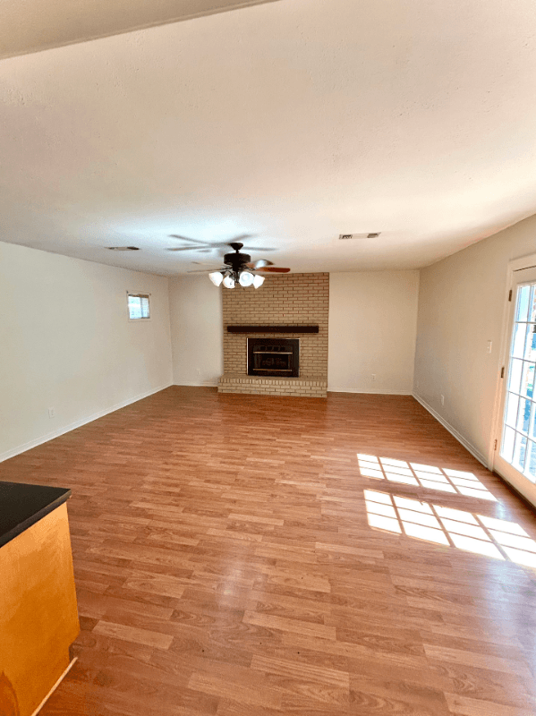 Caledonia House: 359 Wells Drive