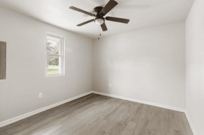 Fayetteville Townhome: 1217 Pineview Street