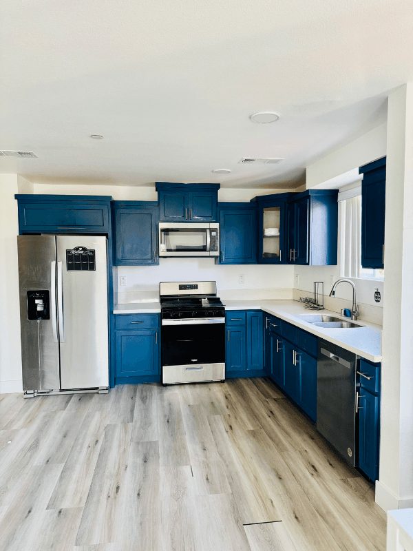 Los Angeles Single Room: 215 E 29th Street