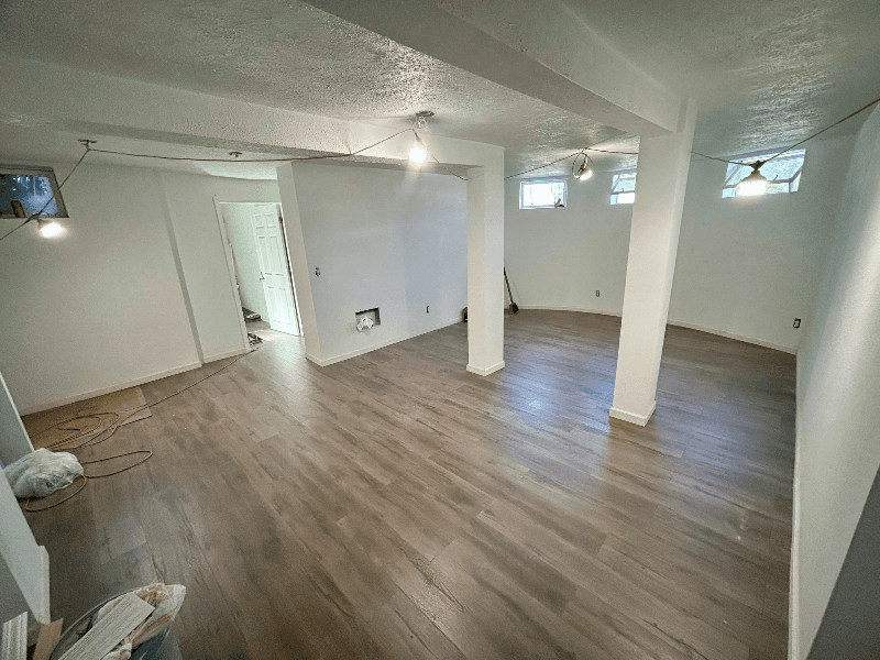 Elkhart Apartment: 915 S Main St #101 Basement