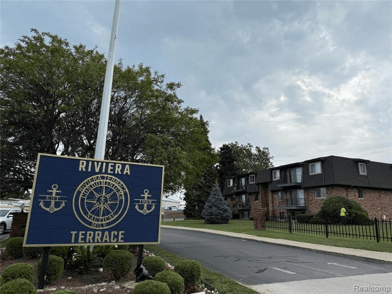 Saint Clair Shores Condo: 103 Riviera Drive