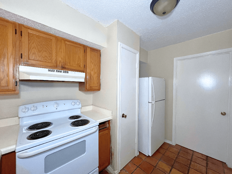 Laredo Apartment: 5120 San Francisco Ave