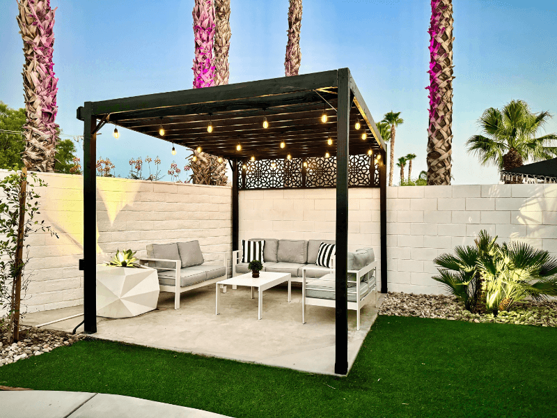 Indio House: 43244 Freesia Pl