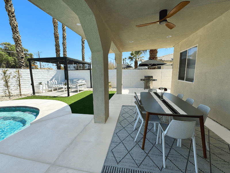 Indio House: 43244 Freesia Pl