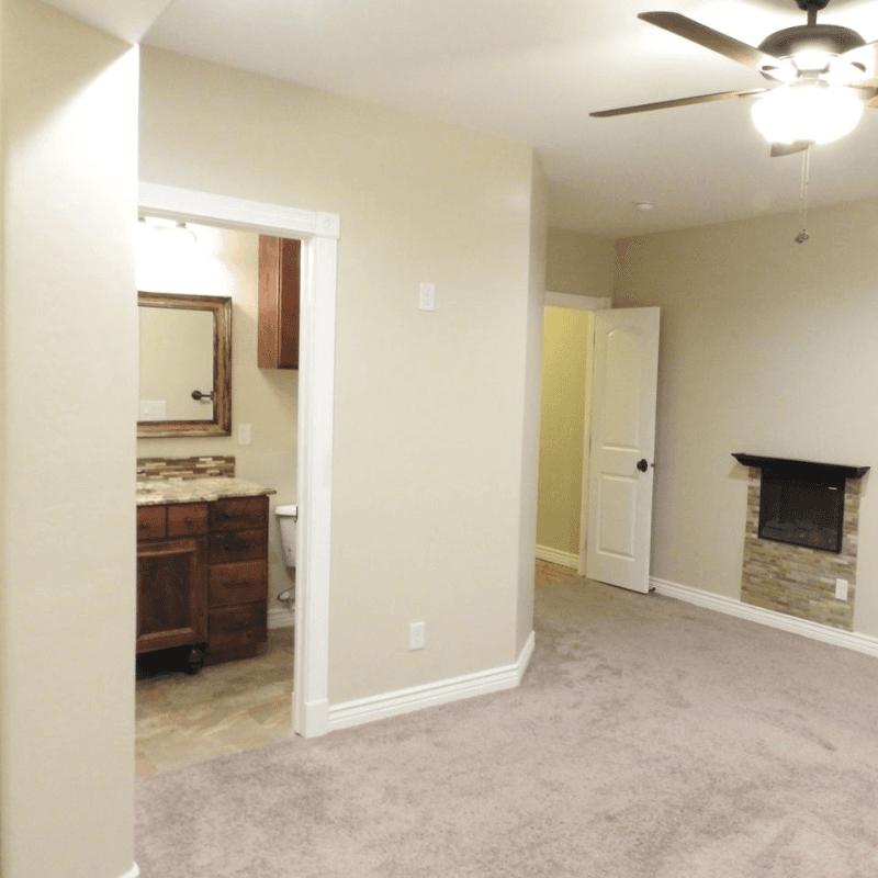 Bluffdale House: 15547 S Thunder Gulch Dr
