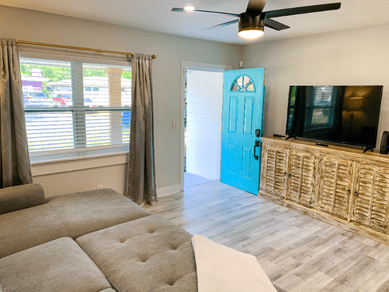 Saint petersburg House: 4636 25th Ave S