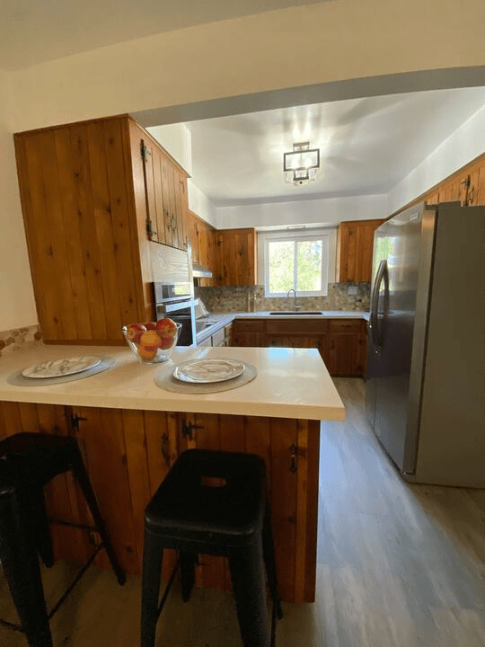 Escondido House: 917 Hamilton Lane