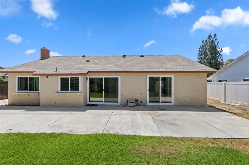 Riverside House: 11261 Cochran Ave