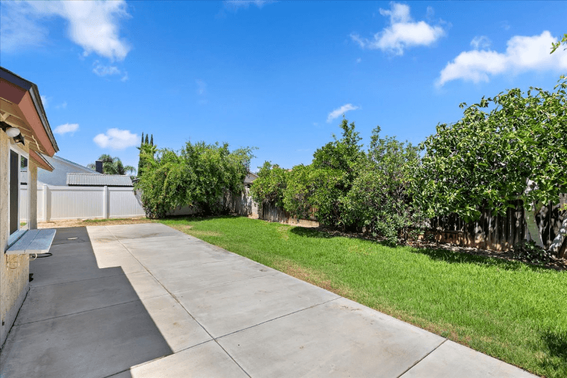 Riverside House: 11261 Cochran Ave