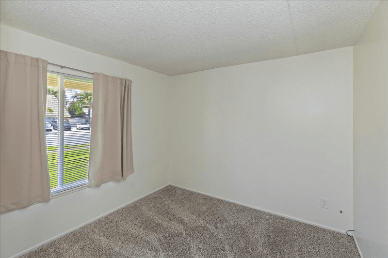 Riverside House: 11261 Cochran Ave