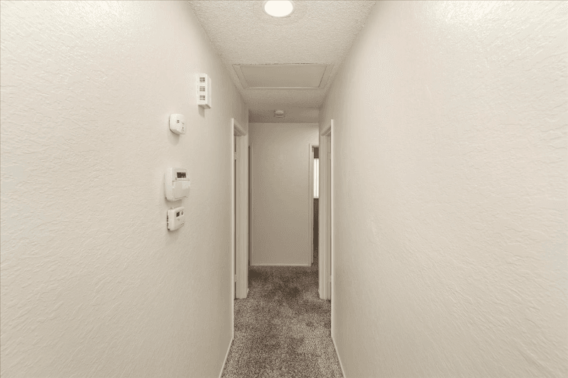 Riverside House: 11261 Cochran Ave