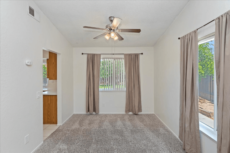 Riverside House: 11261 Cochran Ave