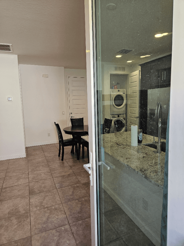 Glendale House: 12413 W Vista Ave