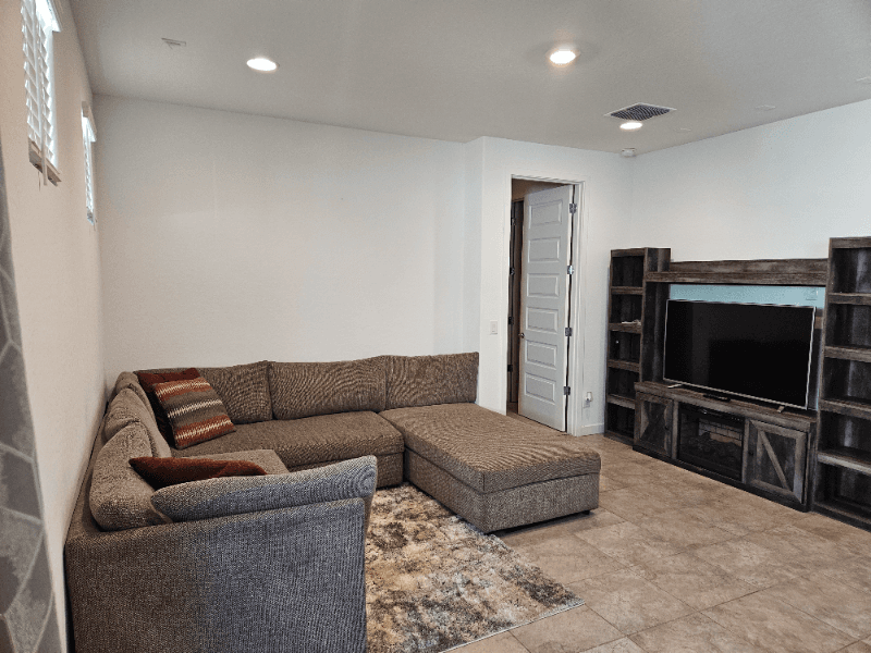 Glendale House: 12413 W Vista Ave