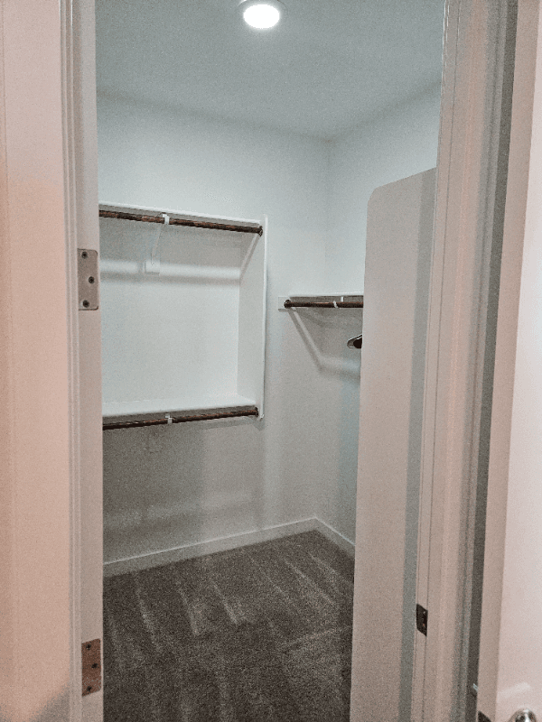 Glendale House: 12413 W Vista Ave