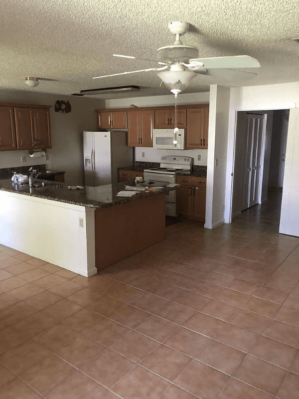 Royal Palm Beach Single Room: 154 Sunflower Circle