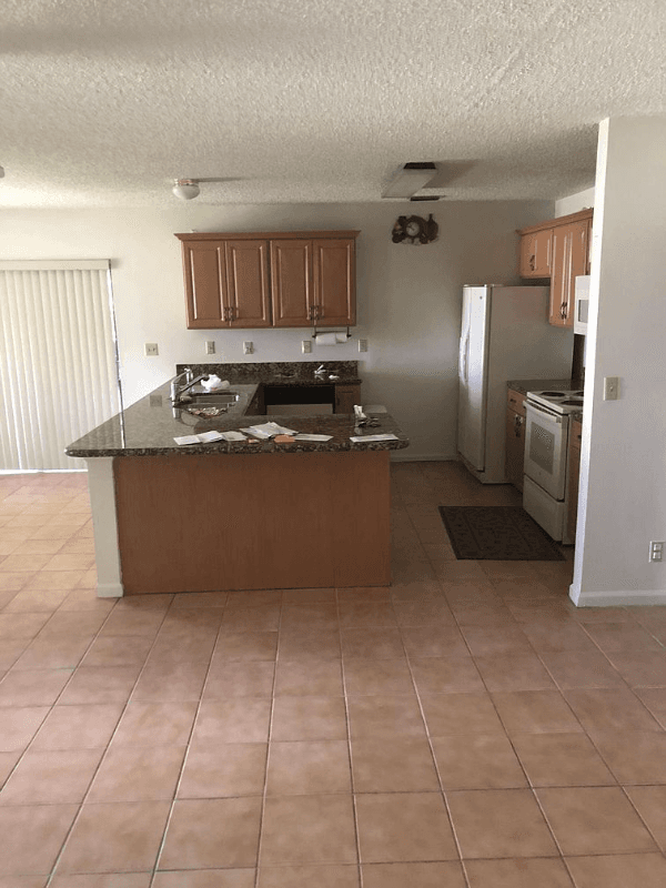 Royal Palm Beach Single Room: 154 Sunflower Circle
