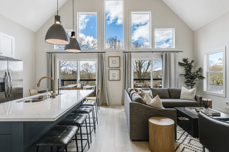 Asheville House: 104 Remi Ln