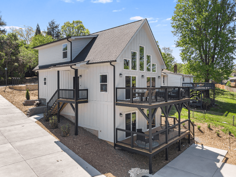 Asheville House: 104 Remi Ln