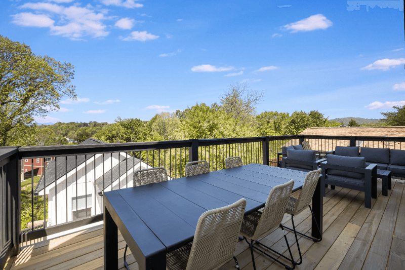 Asheville House: 104 Remi Ln