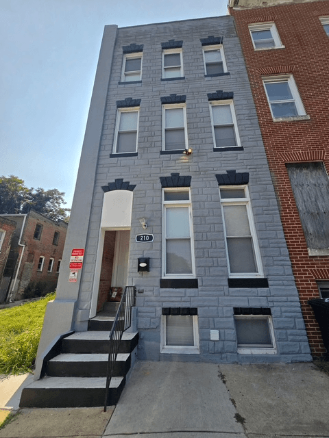 Baltimore Single Room: 210 North Mount Street