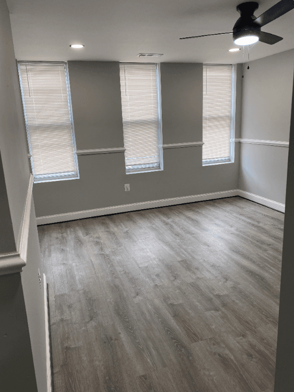 Baltimore Single Room: 210 North Mount Street
