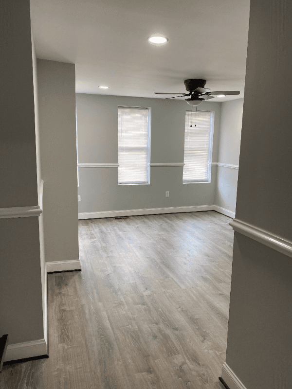 Baltimore Single Room: 210 North Mount Street