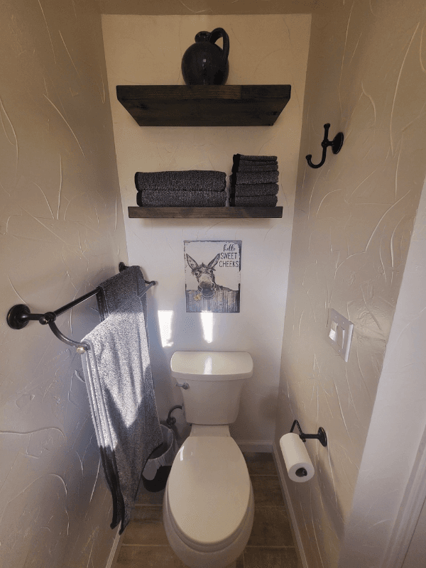 Carson City Single Room: Sandstone 1