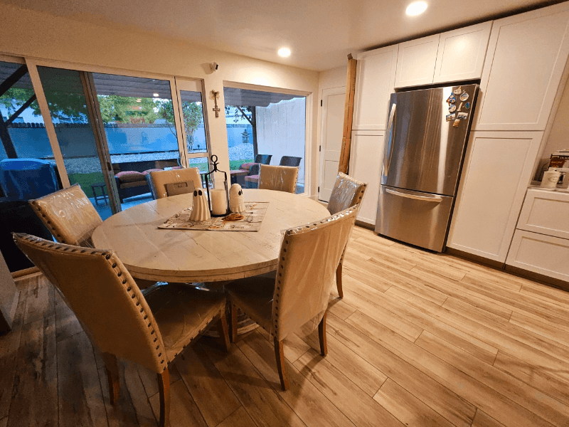 Carson City Single Room: Sandstone 1