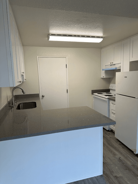 Everett Multiplex: 712 60th St. SW, Unit A