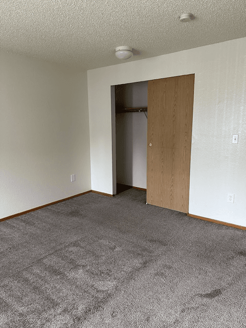 Everett Multiplex: 712 60th St. SW, Unit A