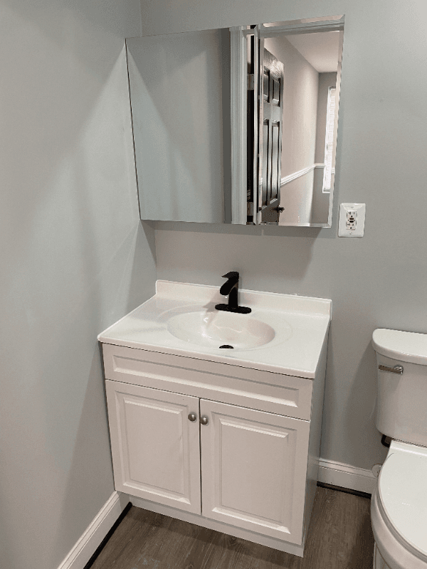 Baltimore Single Room: 210 North Mount Street