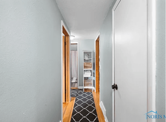 Maumee House: 1109 Kirk St