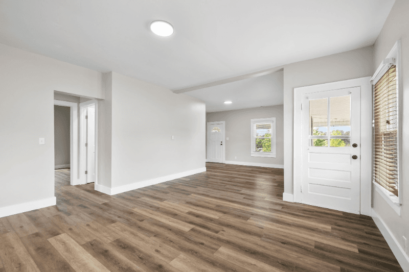 taylors Other: 2811 Locust Hill