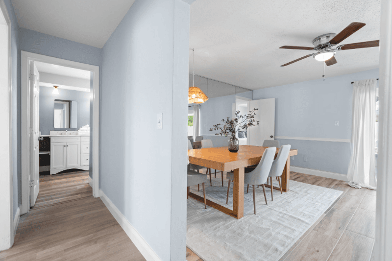 Tampa House: 8402 Lava Pl