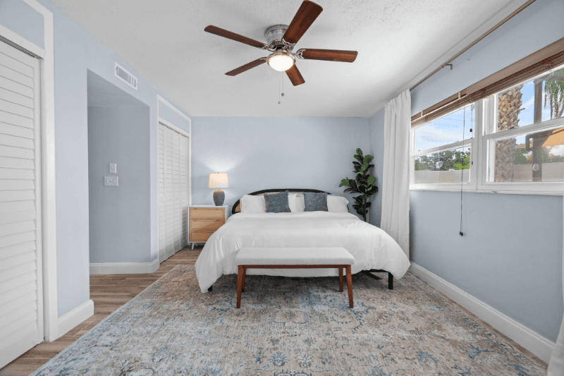 Tampa House: 8402 Lava Pl